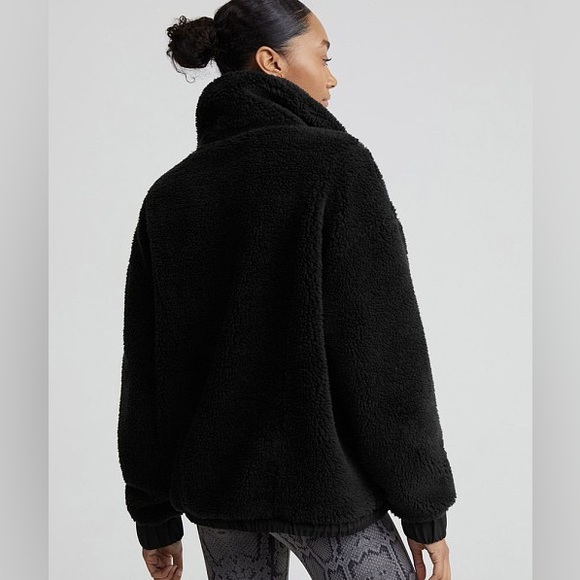 Varley
Appleton Half Zip Pullover Jacket Black - Picture 3 of 5